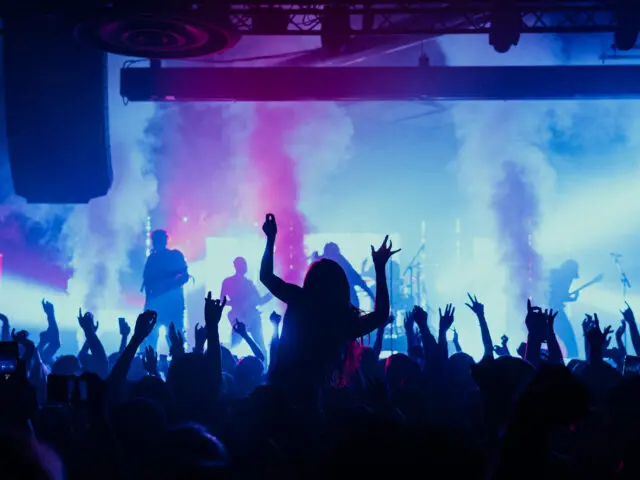 ‘PHASES’ NORTH AMERICAN TOUR FEATURING CHASE ATLANTIC & LAUREN SANDERSON