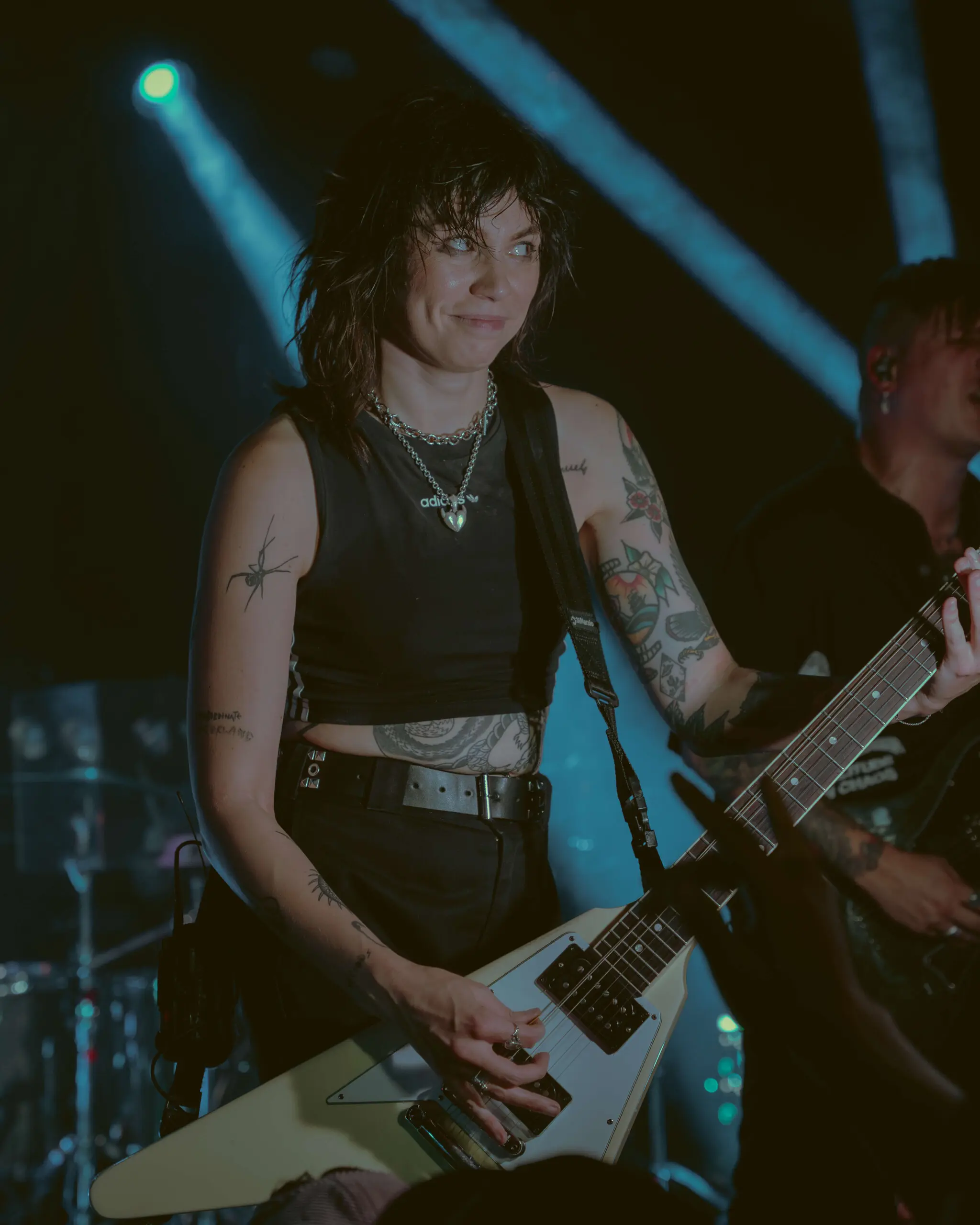 Hot Milk (The Vamp Tour) – 11
