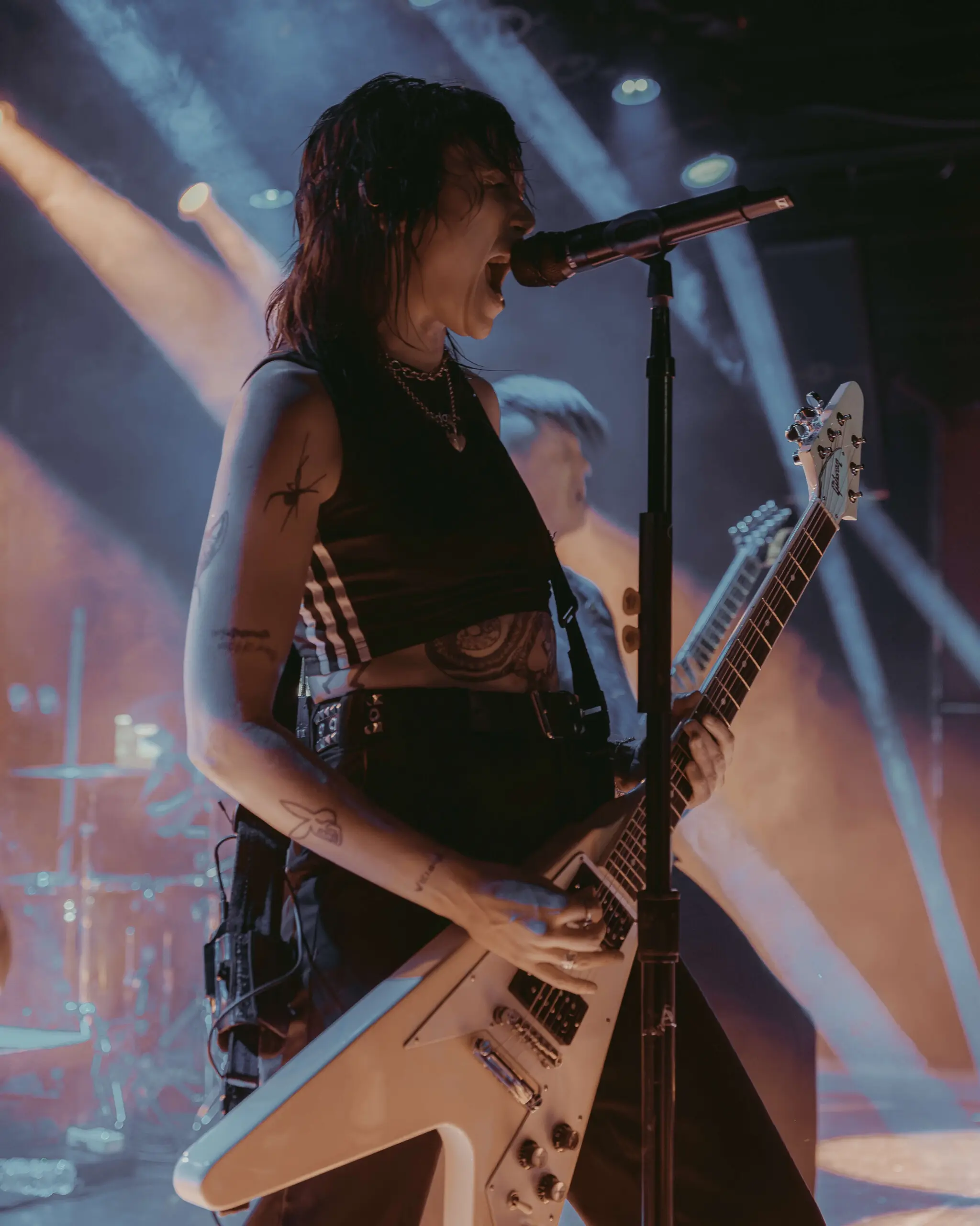 Hot Milk (The Vamp Tour) – 4