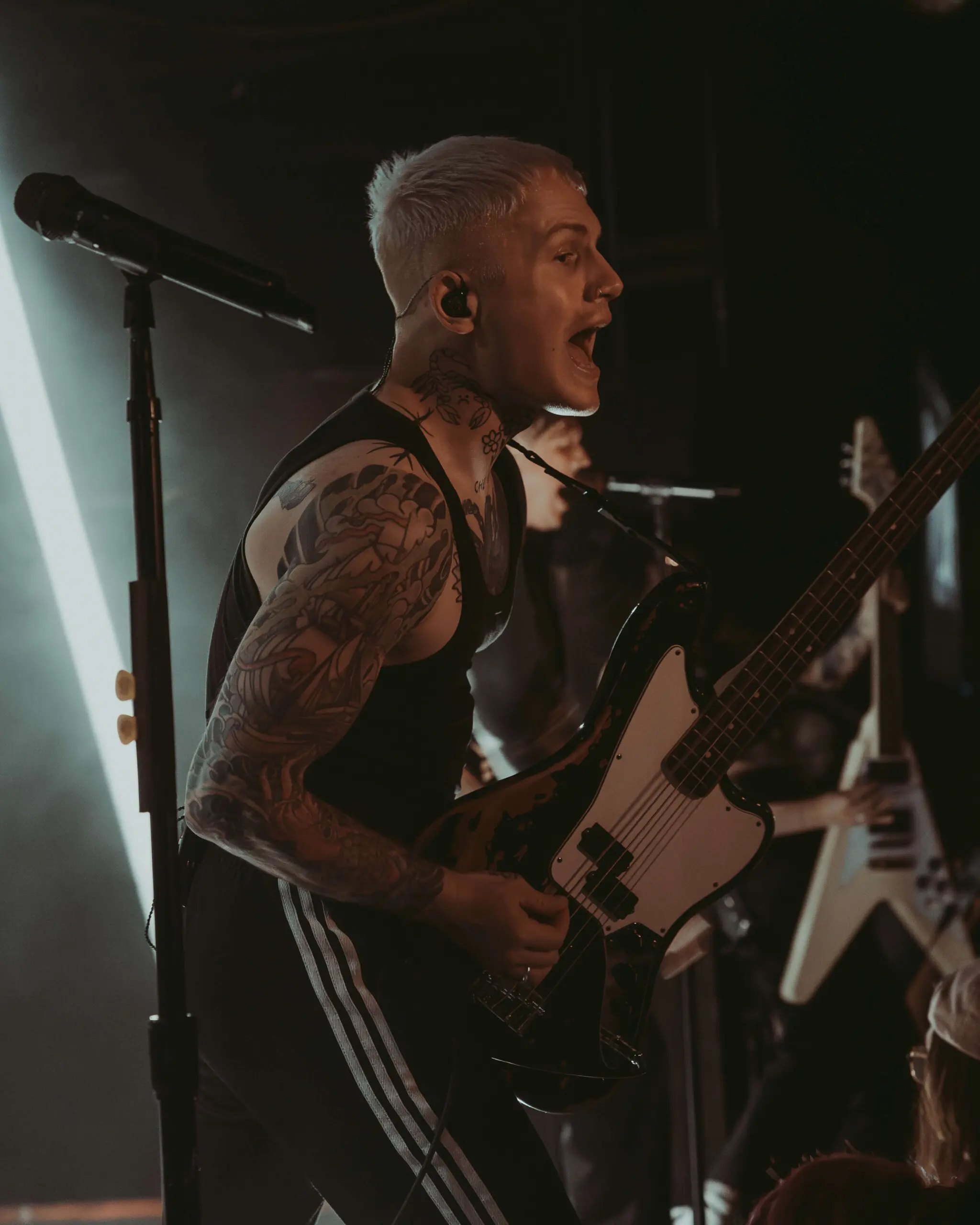 Hot Milk (The Vamp Tour) – 6