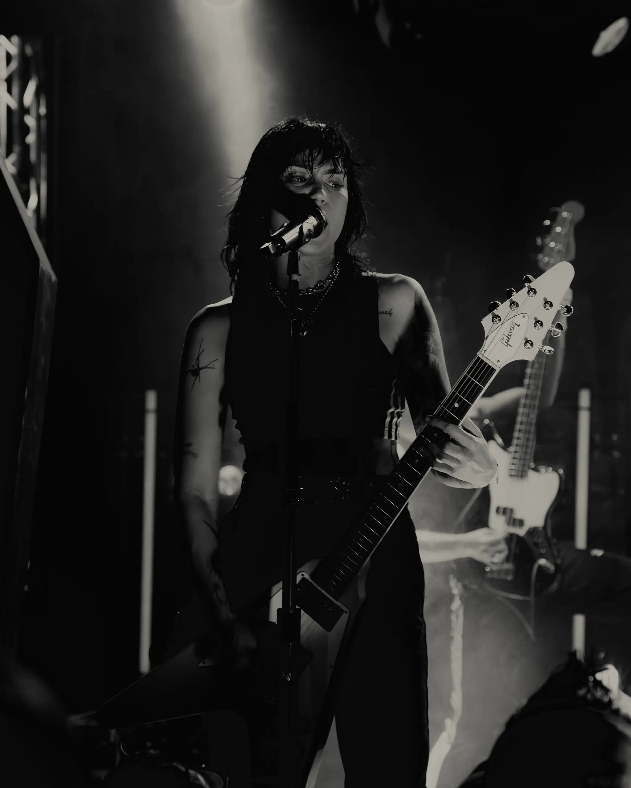Hot Milk (The Vamp Tour) – 8