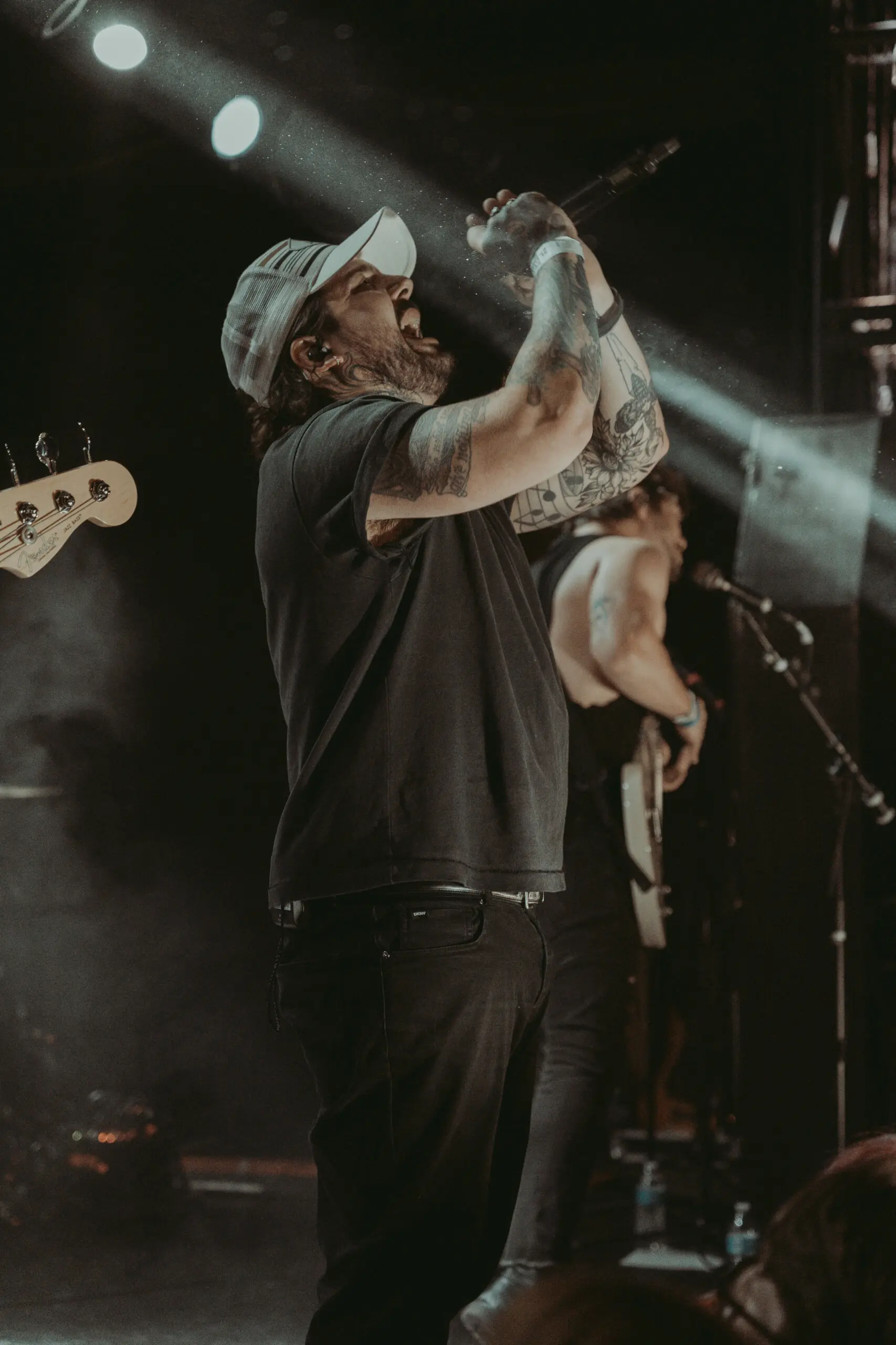 Savage Hands (The Vamp Tour) – 5