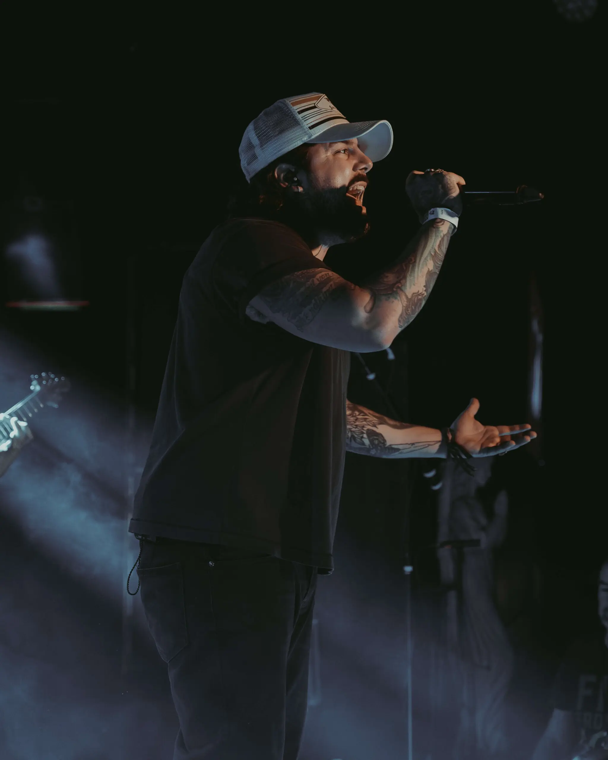 Savage Hands (The Vamp Tour) – 6
