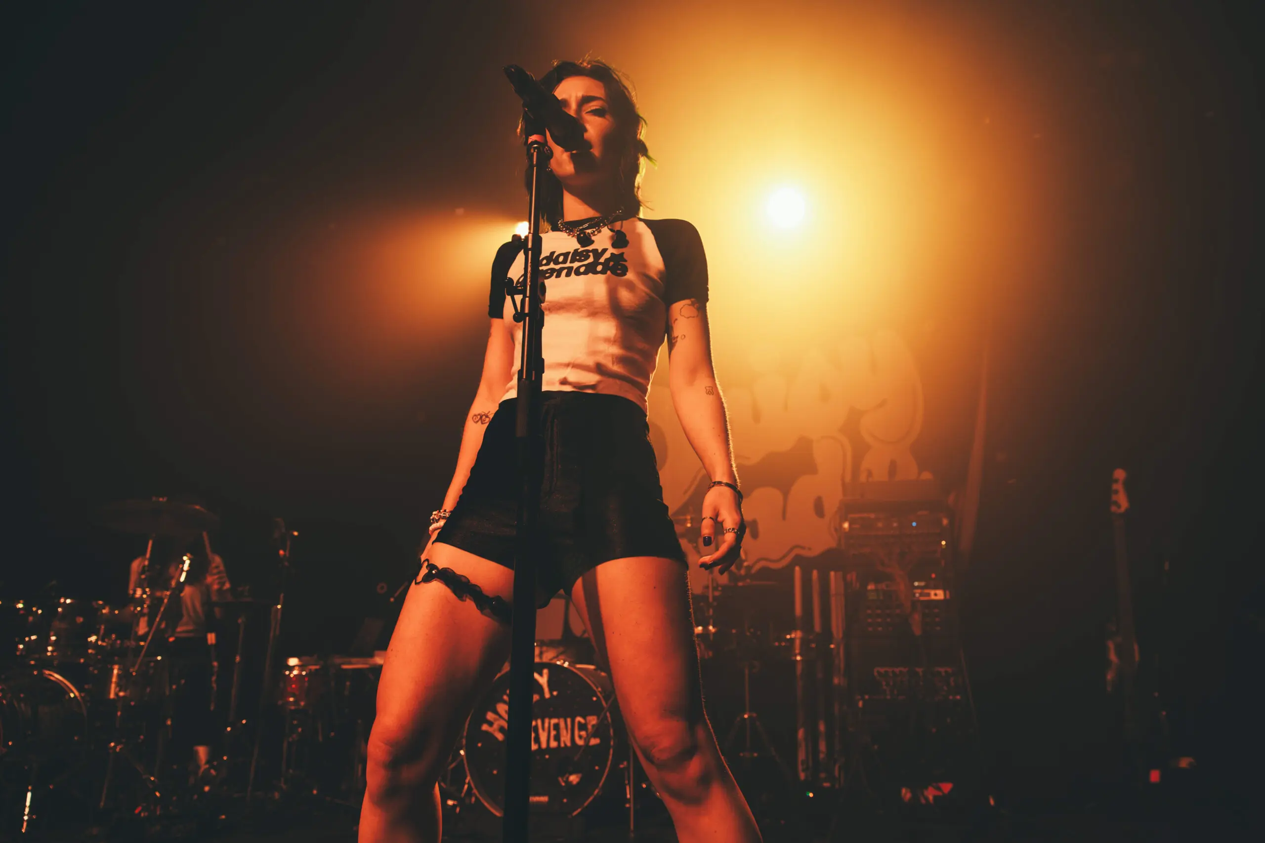 Daisy Grenade (The Loving and Losing Tour) – 8