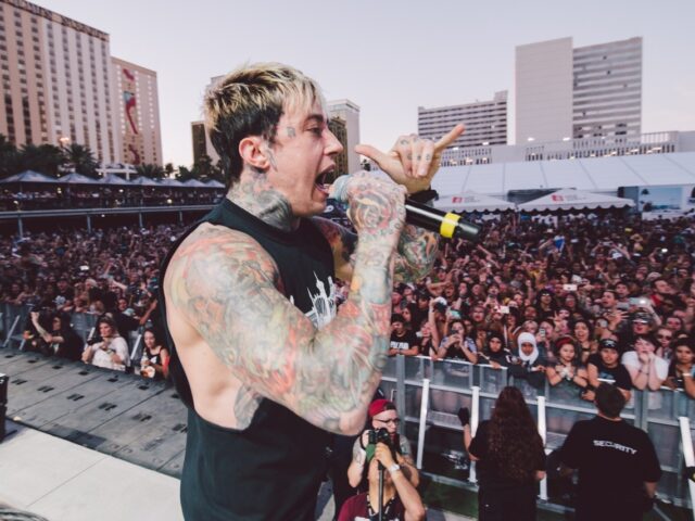 Watch Falling In Reverse Perform “Losing My Mind” & “Losing My Life” LIVE At The Final Vans Warped Tour