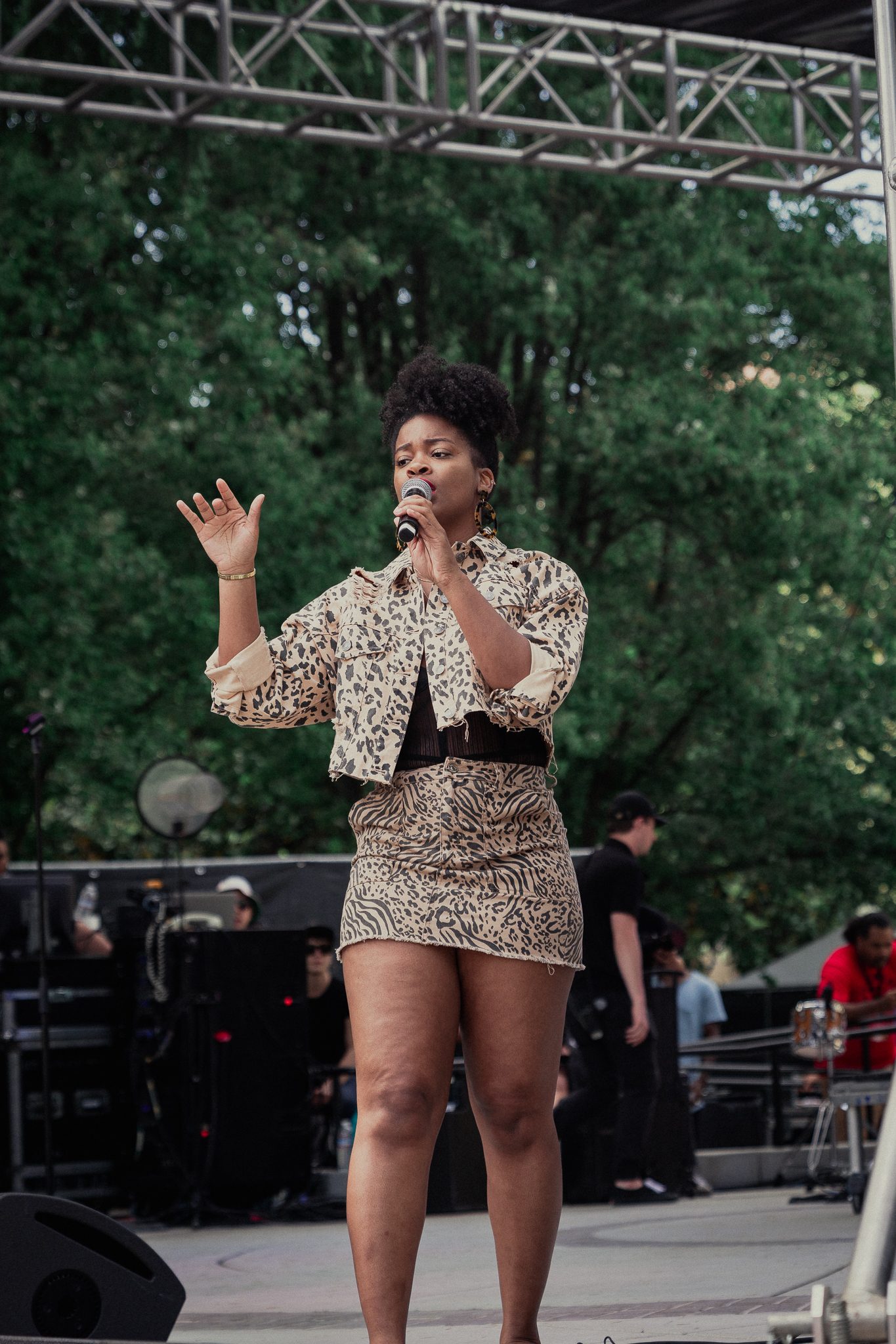 Ari Lennox SOL BLUME-2