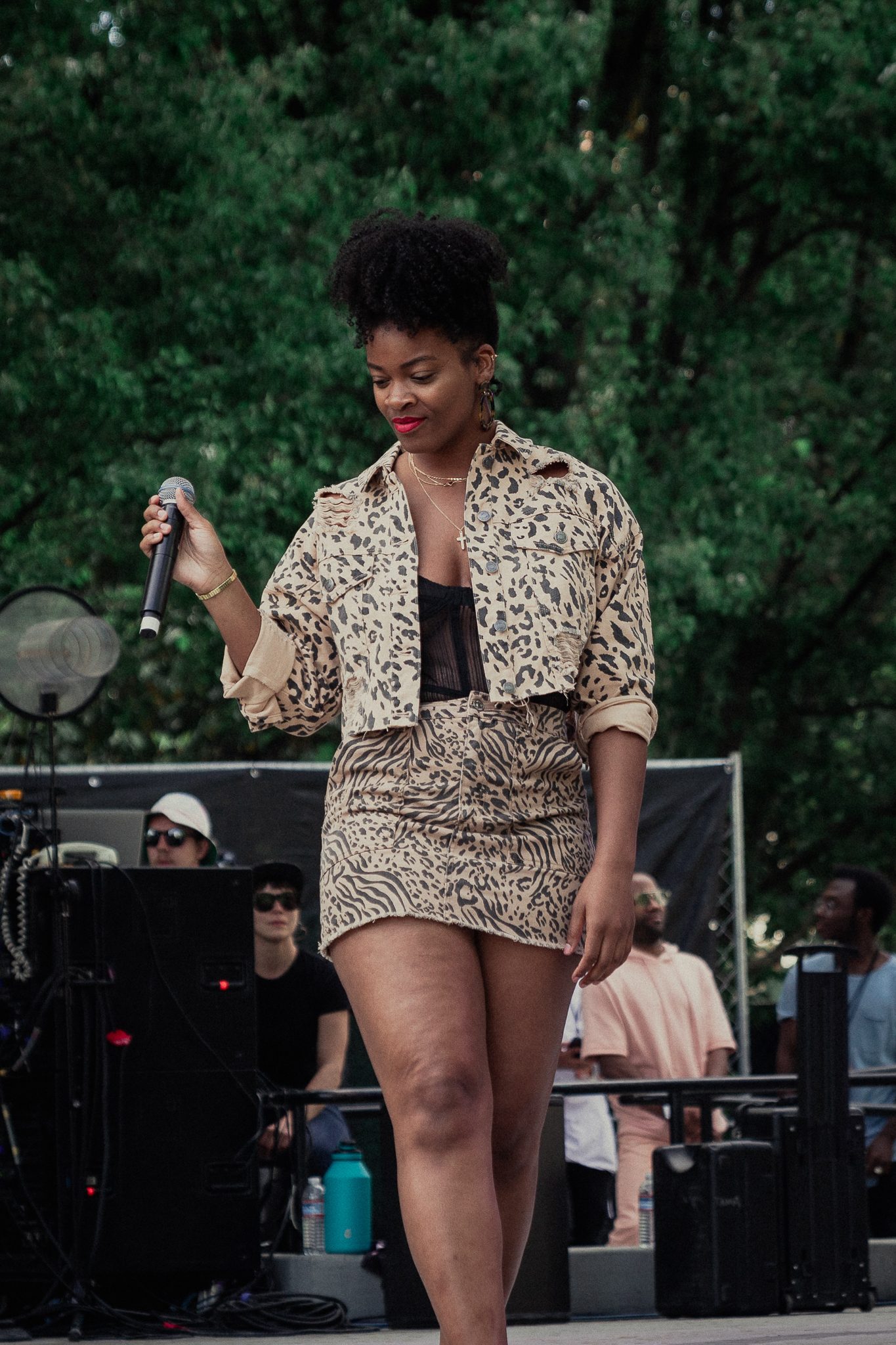 Ari Lennox SOL BLUME-3