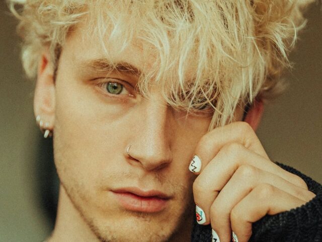 MACHINE GUN KELLY DROPS “CONCERT FOR ALIENS” MUSIC VIDEO