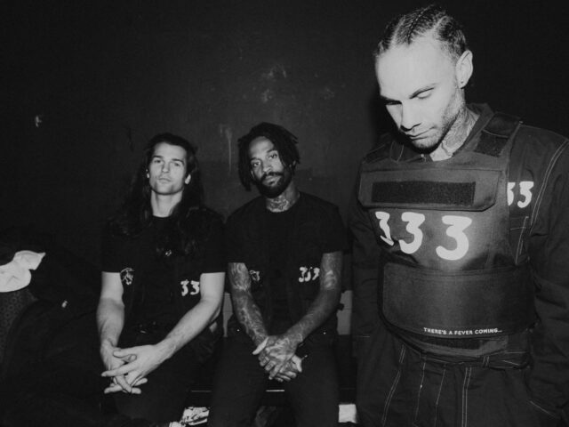 FEVER 333 COVER LINKIN PARK’S “IN THE END”