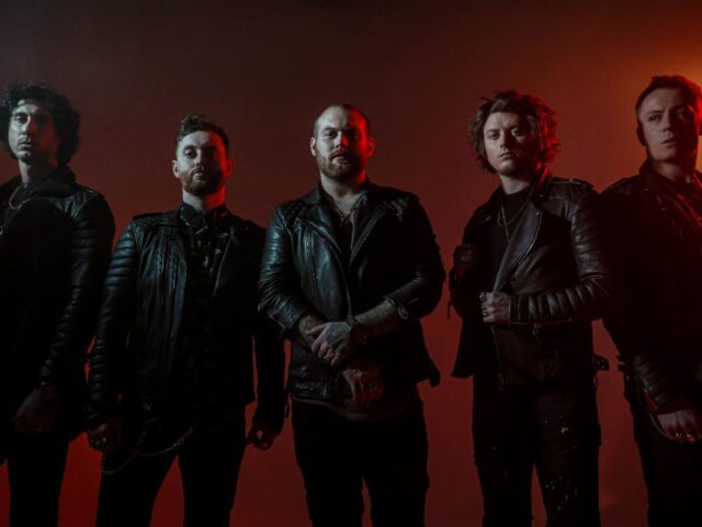 ASKING ALEXANDRIA RELEASE UNPLUGGED PERFORMANCE OF “ANTISOCIALIST”