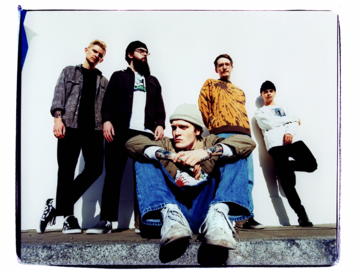 NECK DEEP RELEASE MUSIC VIDEO FOR NEW SINGLE “I REVOLVE (AROUND YOU)”