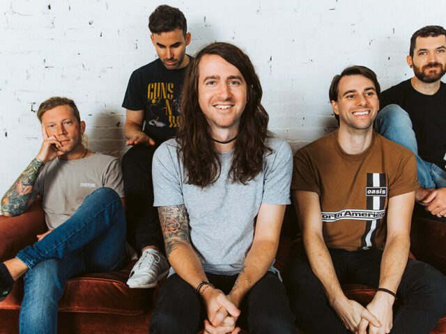 MAYDAY PARADE ANNOUNCE ‘OUT OF HERE’ EP + RELEASE NEW SINGLE “LIGHTEN UP KID”