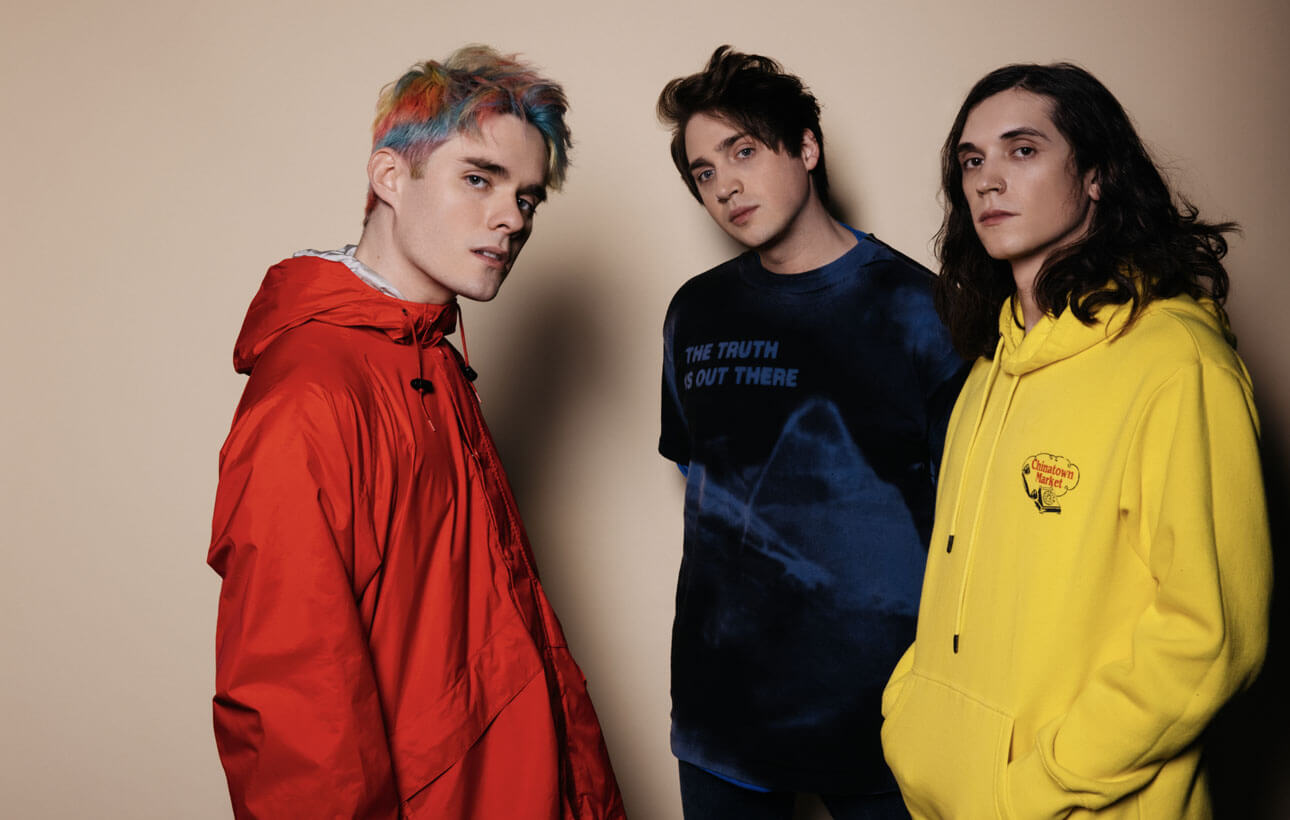 WATERPARKS ANNOUNCE NEW ALBUM ‘GREATEST HITS’ + RELEASE NEW SINGLE “SNOW GLOBE”