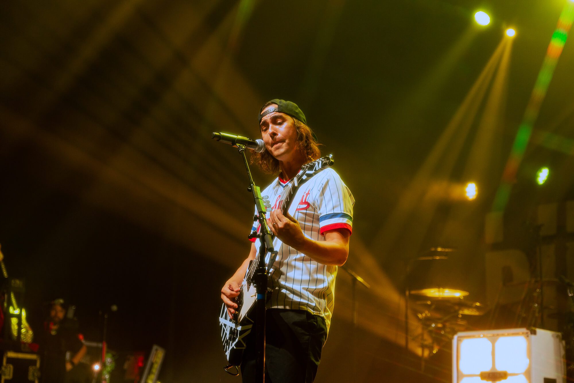 Pierce The Veil (True Power Tour) CALIBER-13