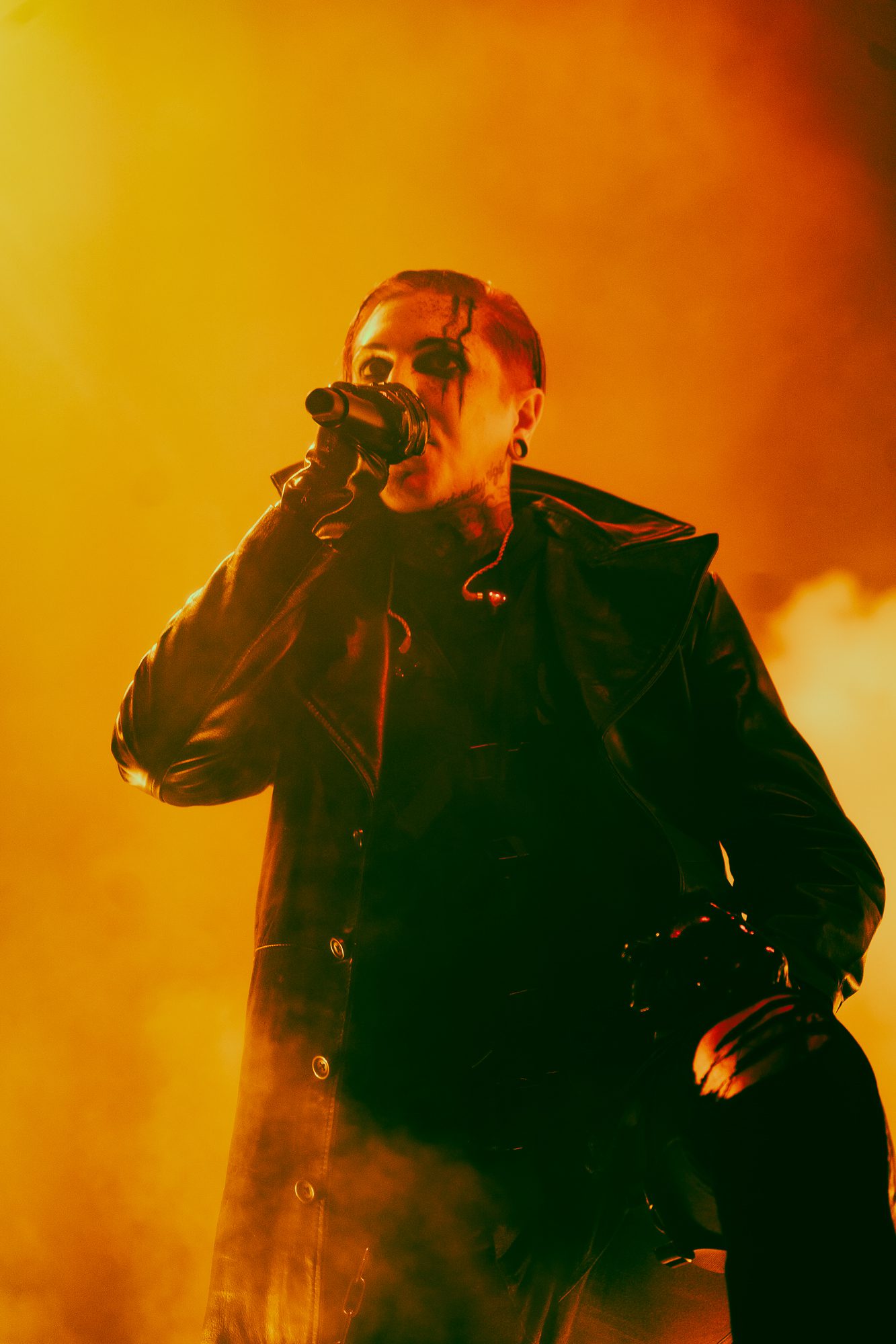 Motionless In White (Touring The End Of The World Tour) – CALIBER-10