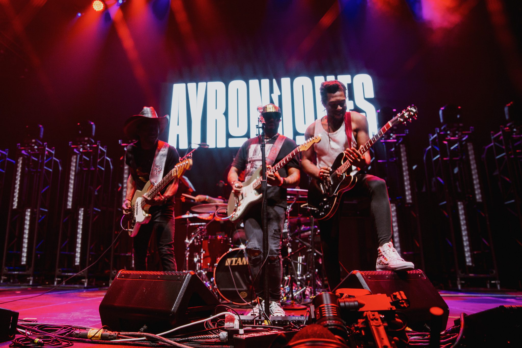 Ayron Jones (98 Rock Fest) – 5