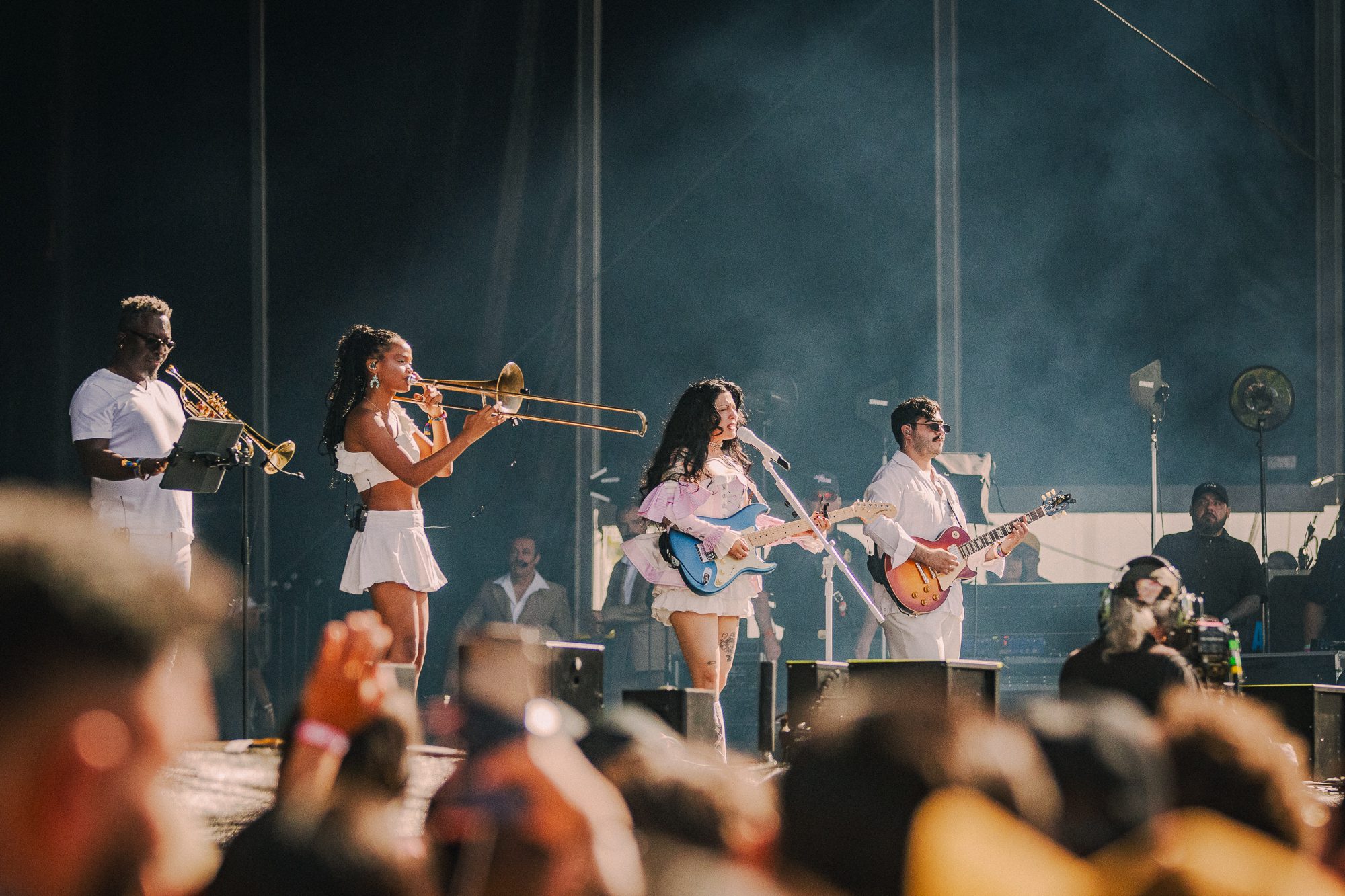 Mon Laferte(La Onda)-7