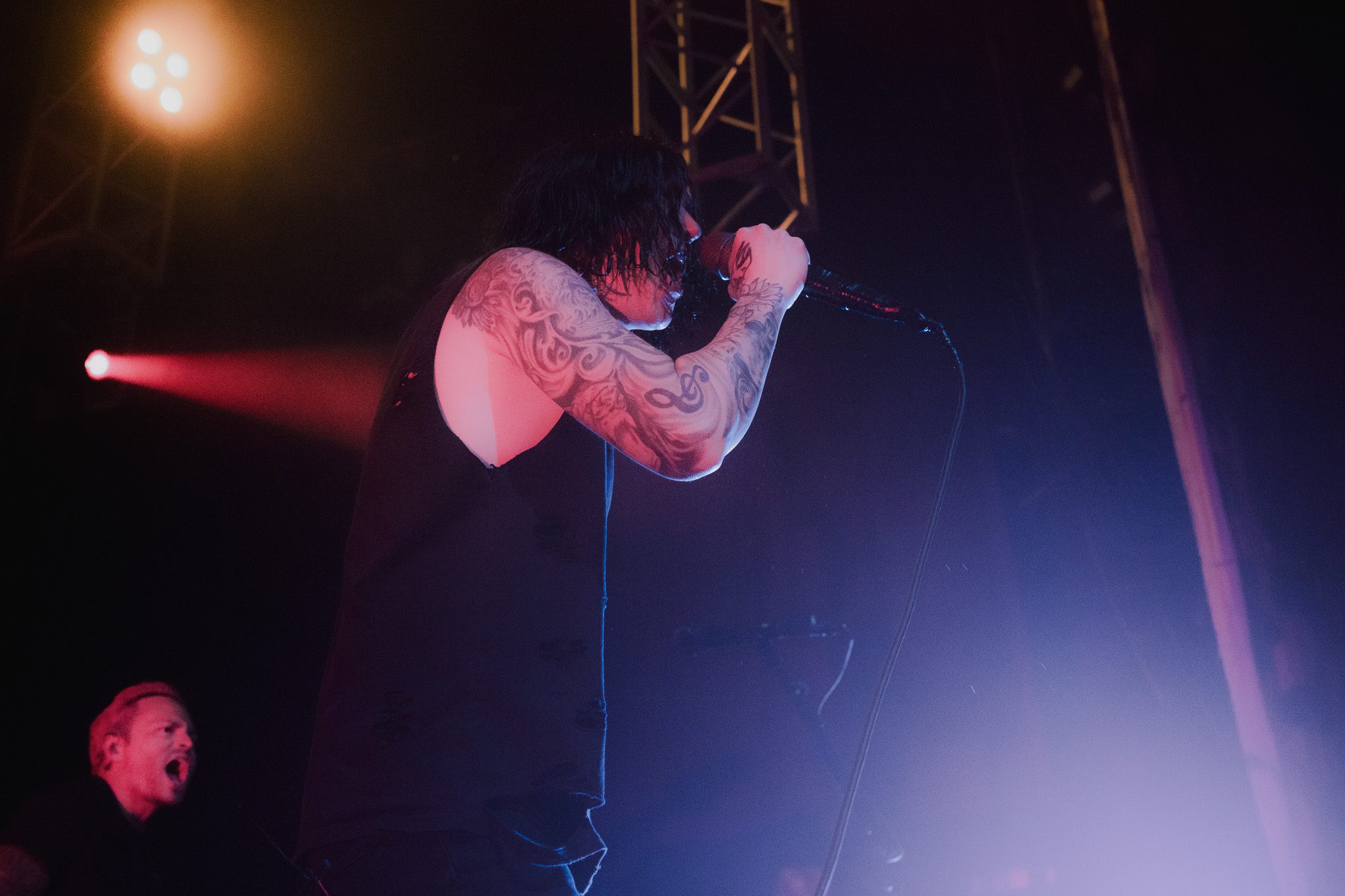 Sleeping With Sirens (Lets Cheers To This Tour) – 11