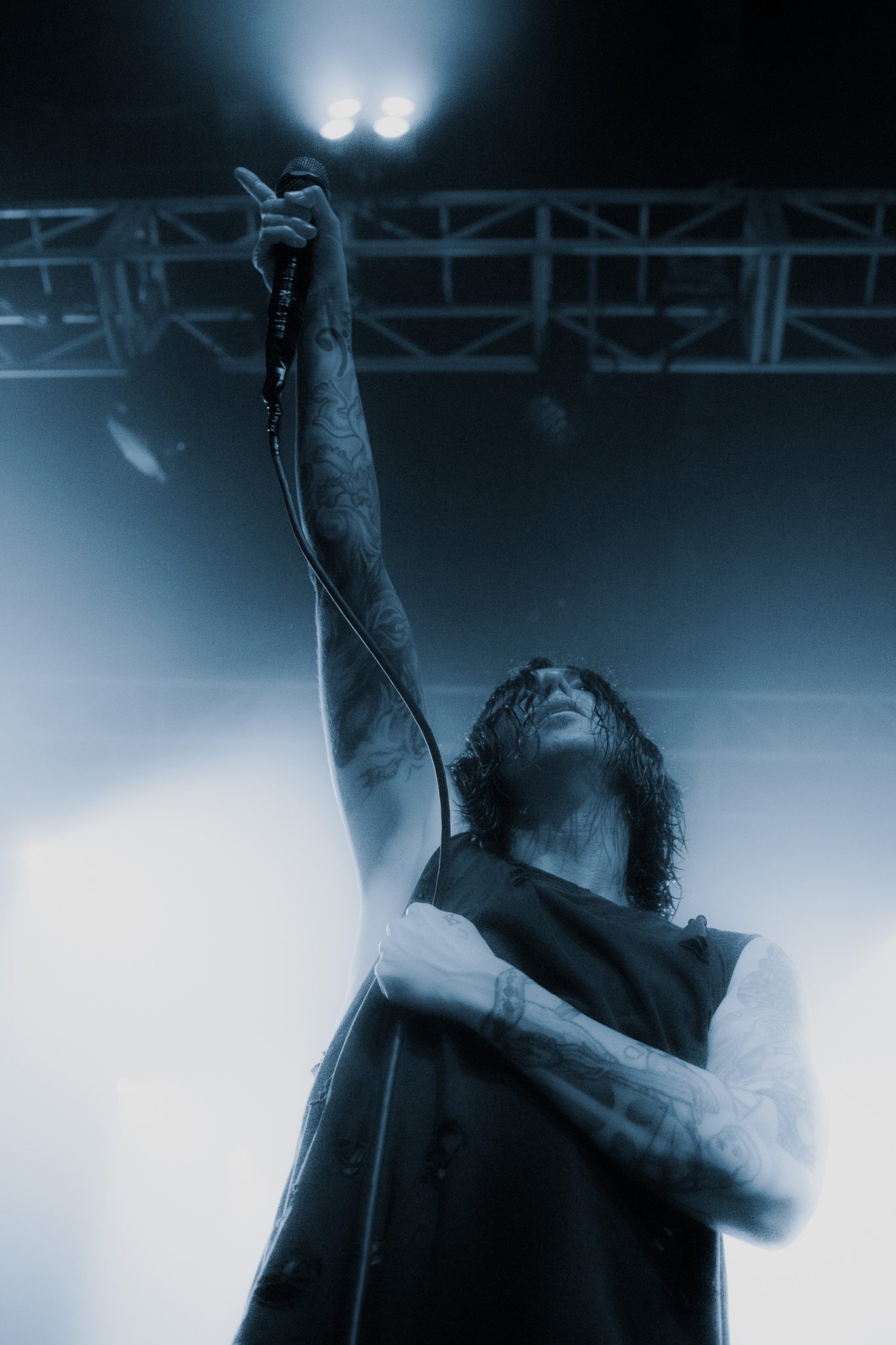 Sleeping With Sirens (Lets Cheers To This Tour) – 19