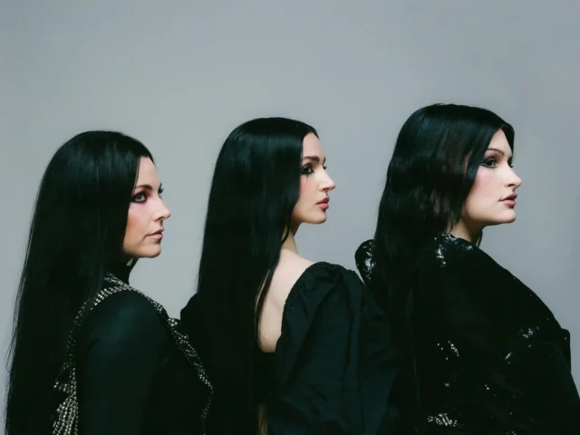 Amy Lee, Poppy and Courtney LaPlante Give “End Of You” Its Full Live Debut